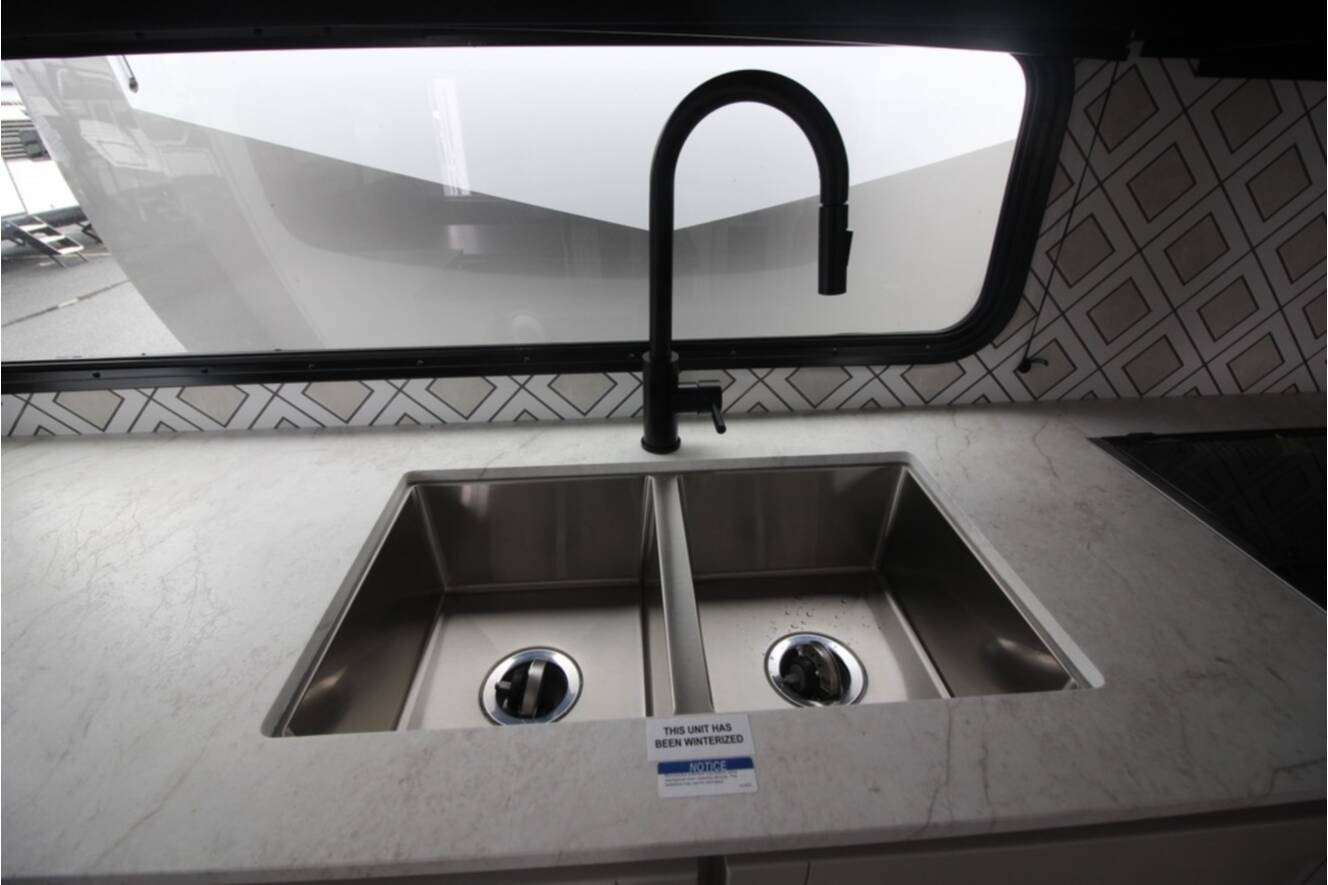 A photo of this 2026 Heartland Sundance Xlt 24ML