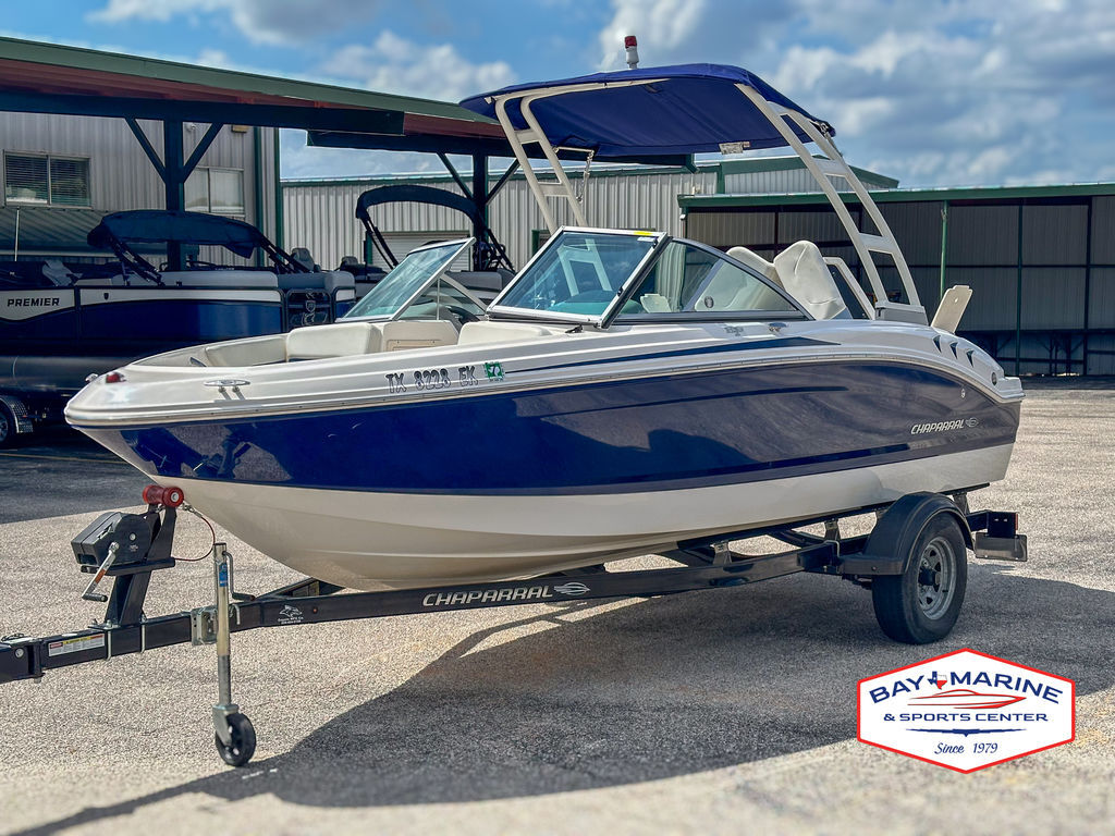 2018 Chaparral 19 H2O Sport in horseshoe bay TX