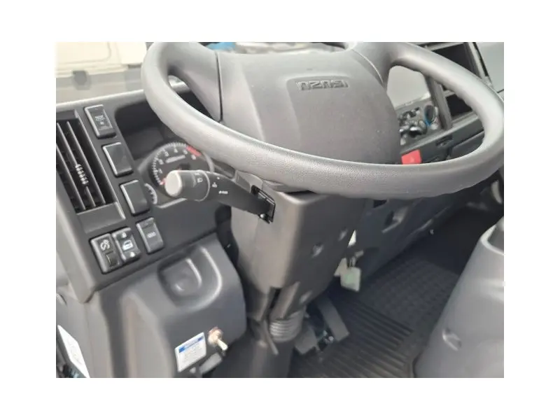 2024 Isuzu NPR HD Gas w/ 20ft Duramag Dry Freight Body