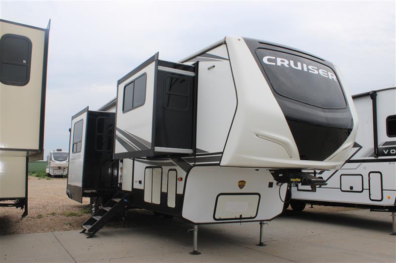 2021 Crossroads CRUISER 3841FL in le mars IA