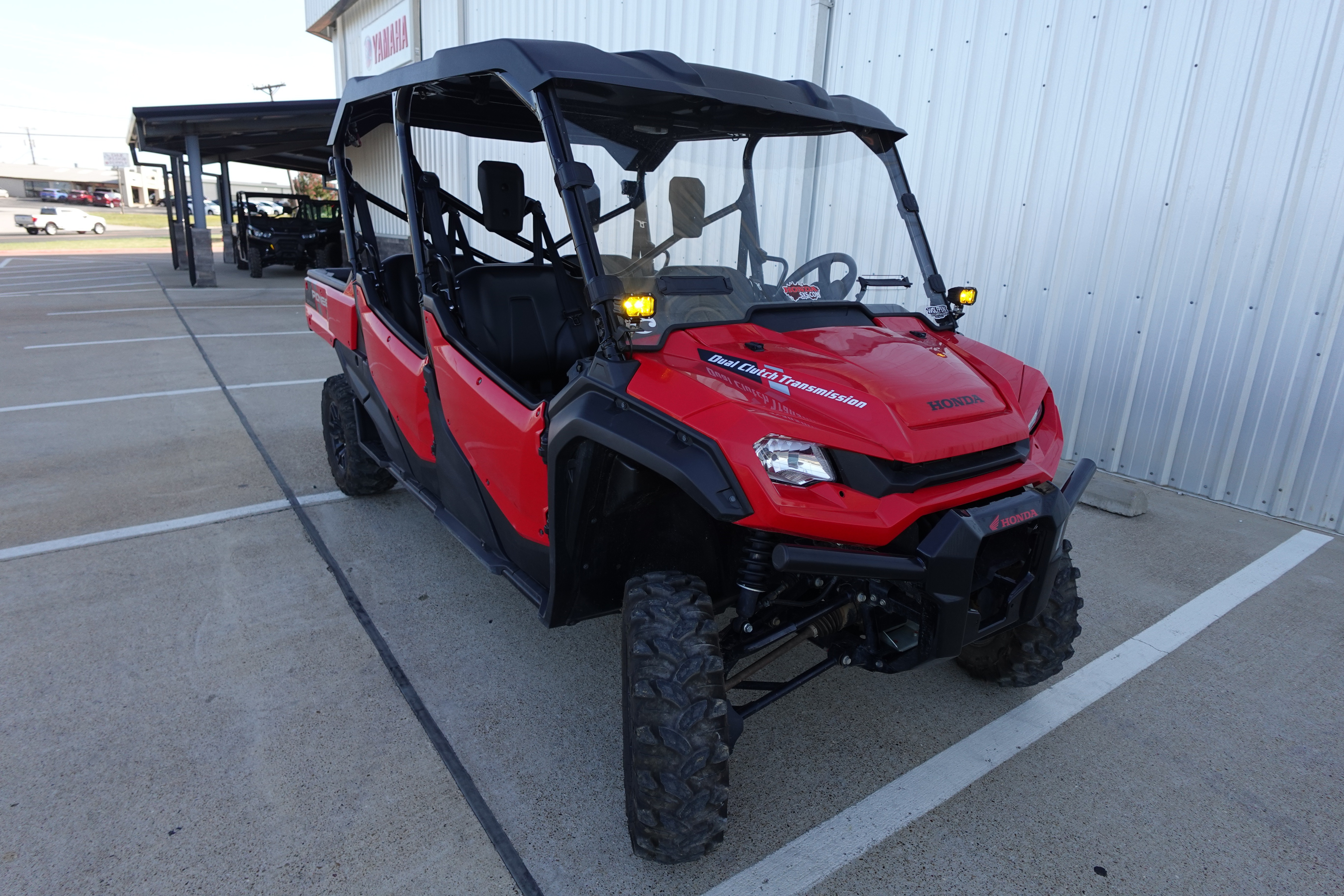 2023 Honda Pioneer 1000-6 Deluxe Crew in tyler TX