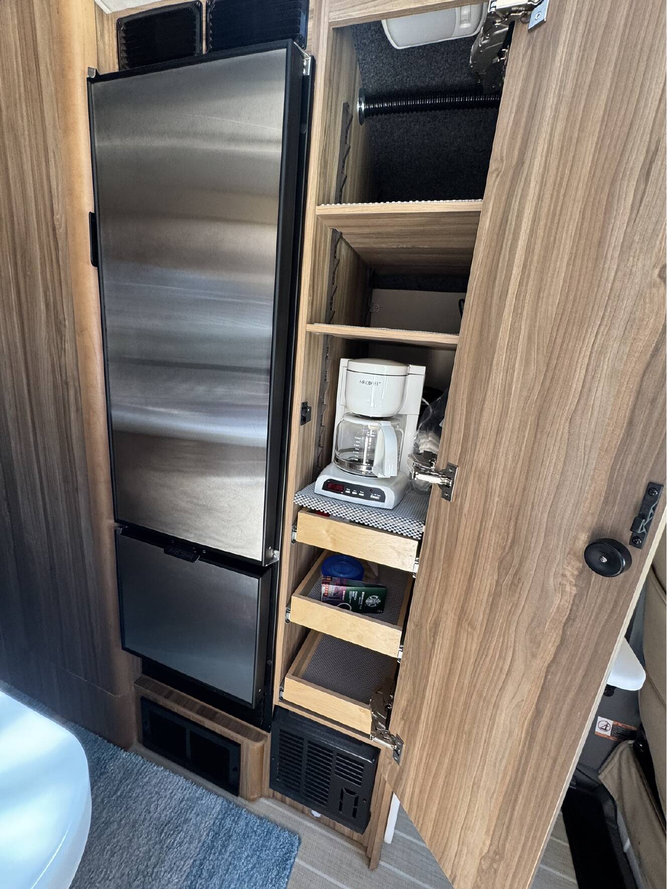 A photo of this 2018 Airstream INTERSTATE GRAND TOUR EXT 3500