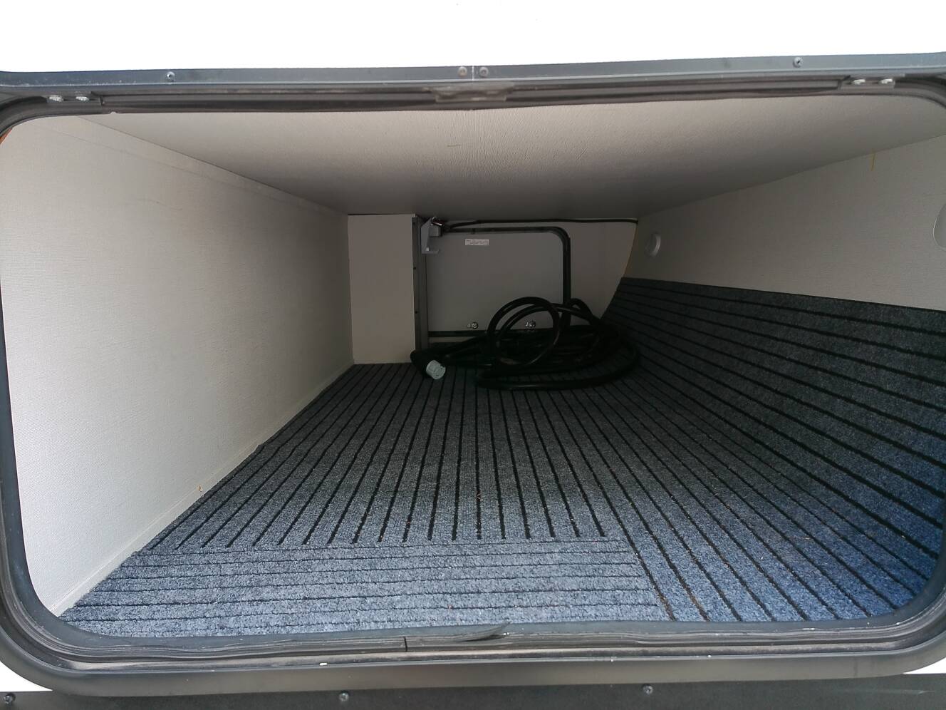 A photo of this 2025 Grand Design Momentum MAV 27MAV