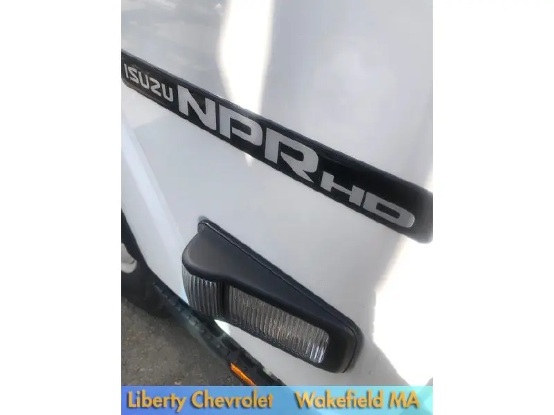 2024 Isuzu NPR