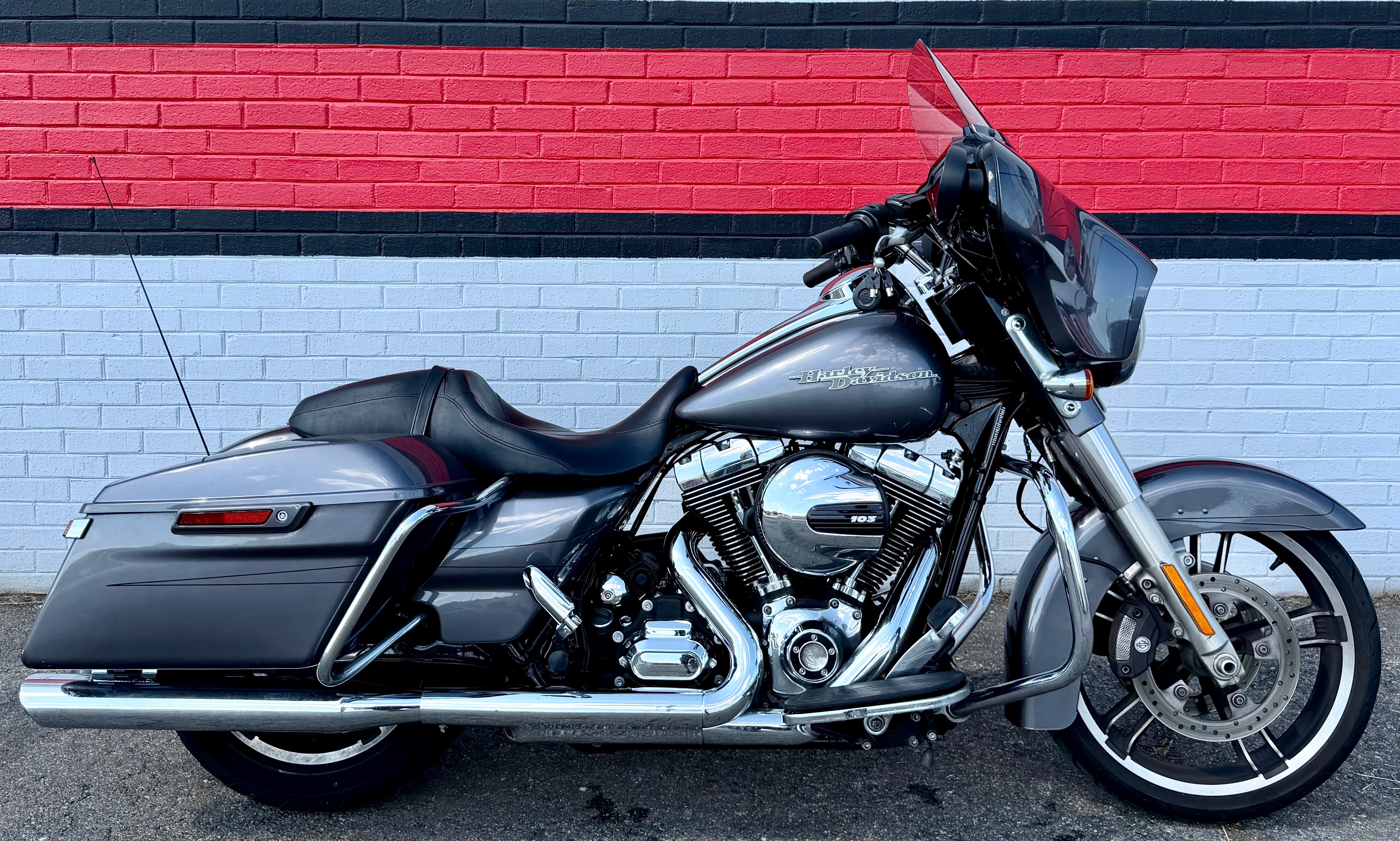 2014 Harley-Davidson Street Glide® Special SPECIAL in Fredericksburg, VA
