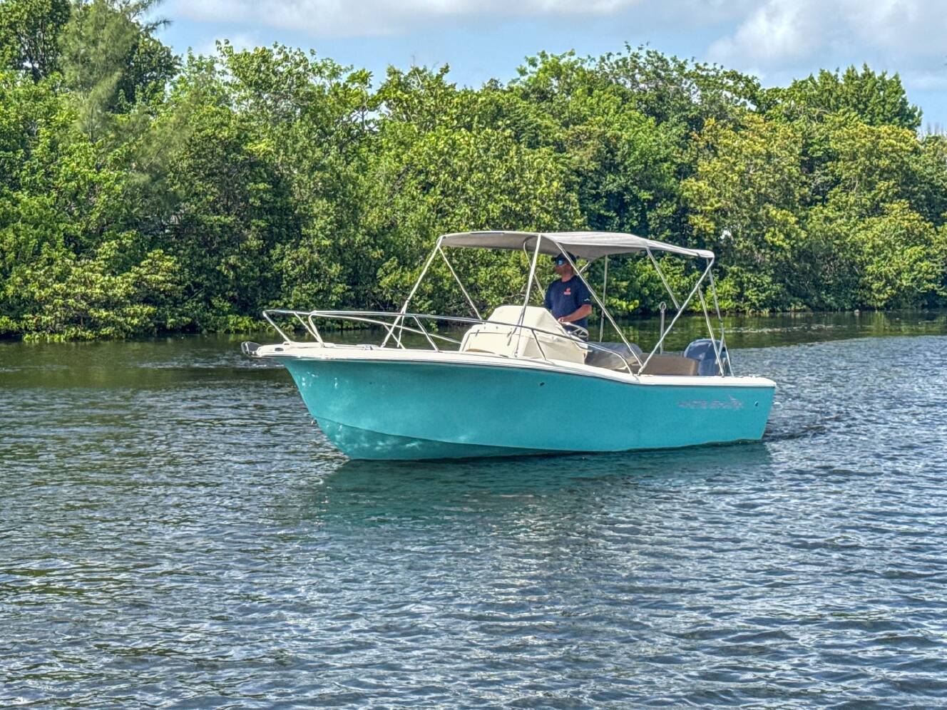 A photo of this 2023 White Shark 210CC