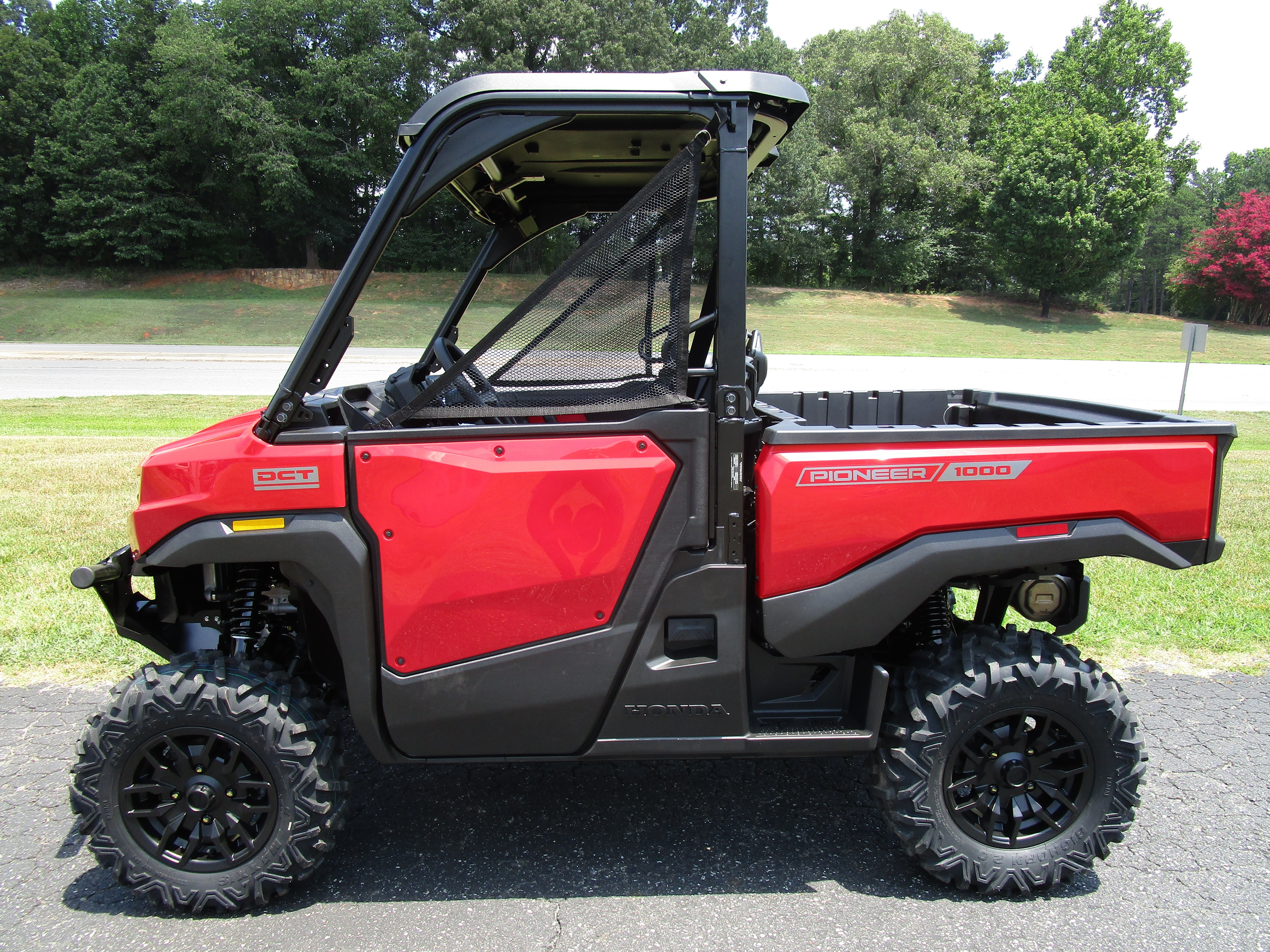2026 Honda Pioneer 1000 Deluxe in shelby NC