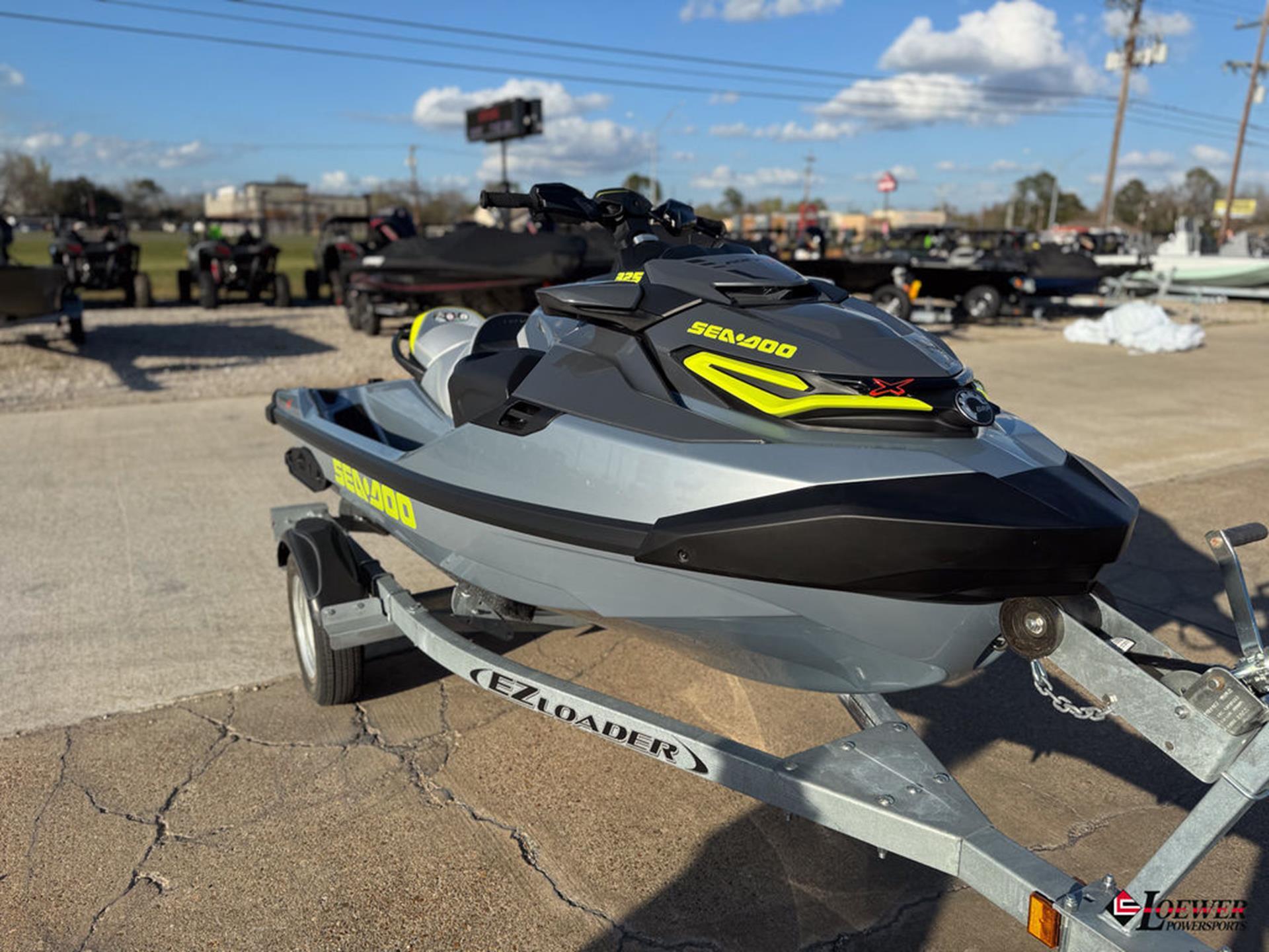 2025 Sea-Doo RXT-X 325 + Tech Package X 325 in Alexandria, LA