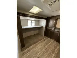 2019 FOREST RIVER CHEROKEE 304BS
