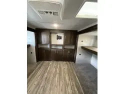 2019 FOREST RIVER CHEROKEE 304BS