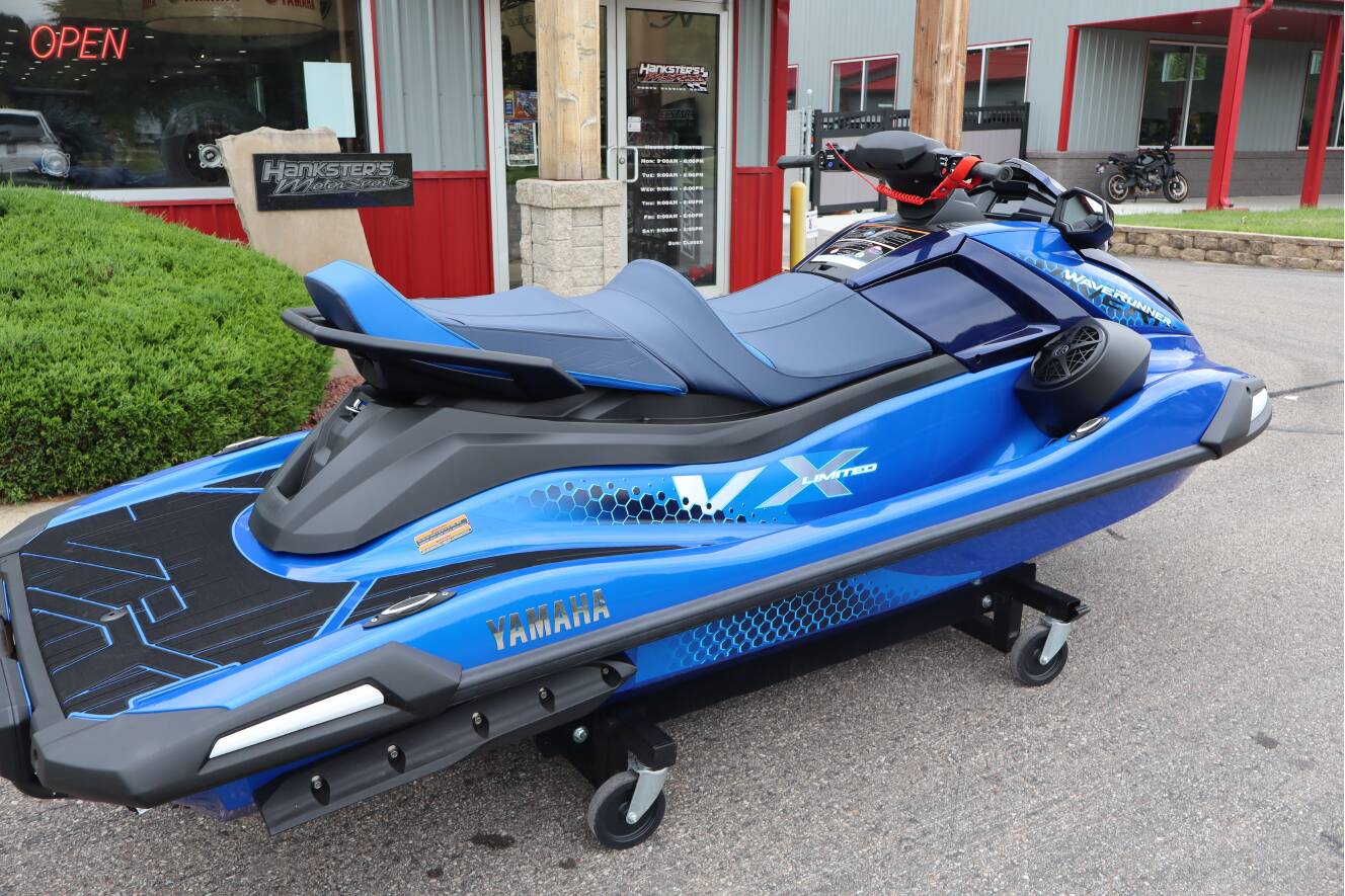 A photo of this 2026 Yamaha VX Limited