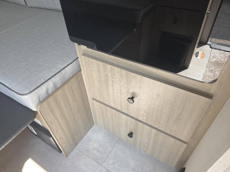 2027 FOREST RIVER 15TLE