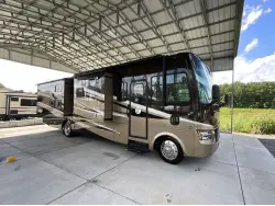 2011 TIFFIN MOTORHOMES 35QBA