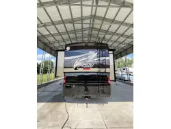 2011 TIFFIN MOTORHOMES 35QBA