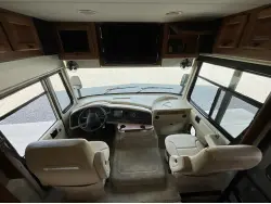 2011 TIFFIN MOTORHOMES 35QBA
