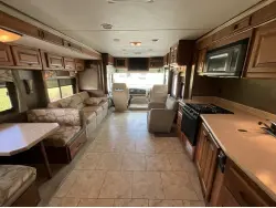 2011 TIFFIN MOTORHOMES 35QBA