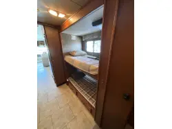 2011 TIFFIN MOTORHOMES 35QBA