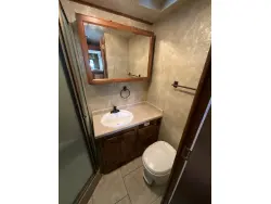 2011 TIFFIN MOTORHOMES 35QBA