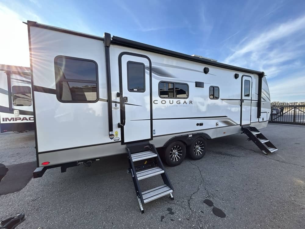 2023 Keystone COUGAR HALF-TON 25RDS RV