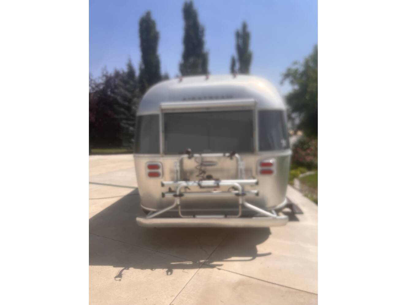 A photo of this 2012 Airstream INTERNATIONAL SIGNATURE 27FB