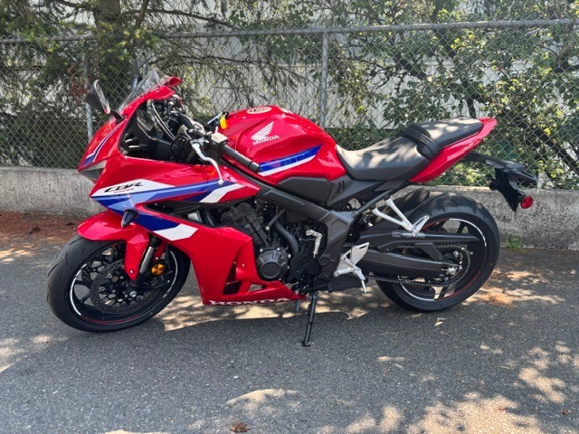 2026 Honda CBR650R E-Clutch BASE in Woodinville, WA