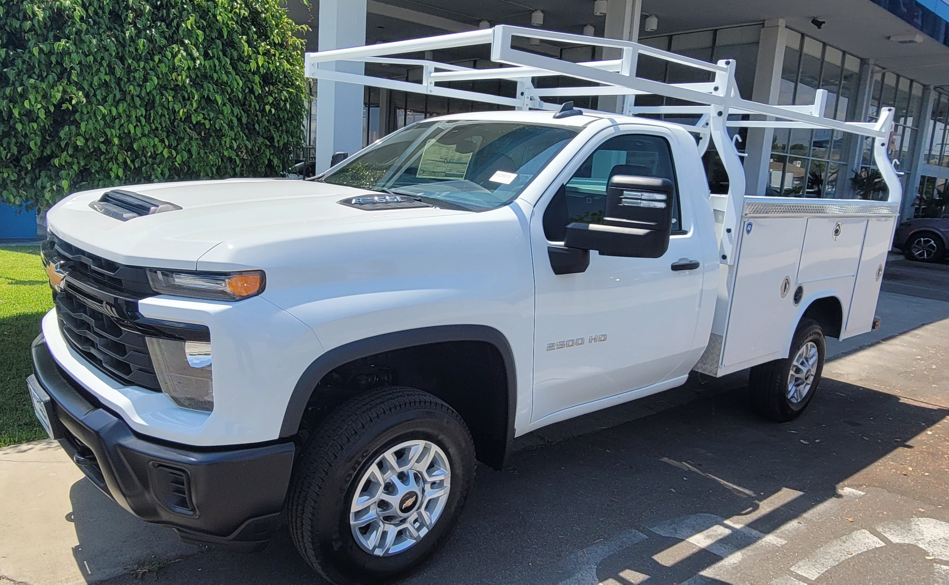 2025 CHEVROLET SILVERADO 2500HD in Monterey Park, CA