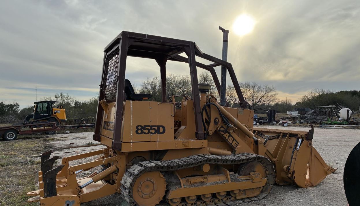 1987 CASE 855D in Falfurrias, TX