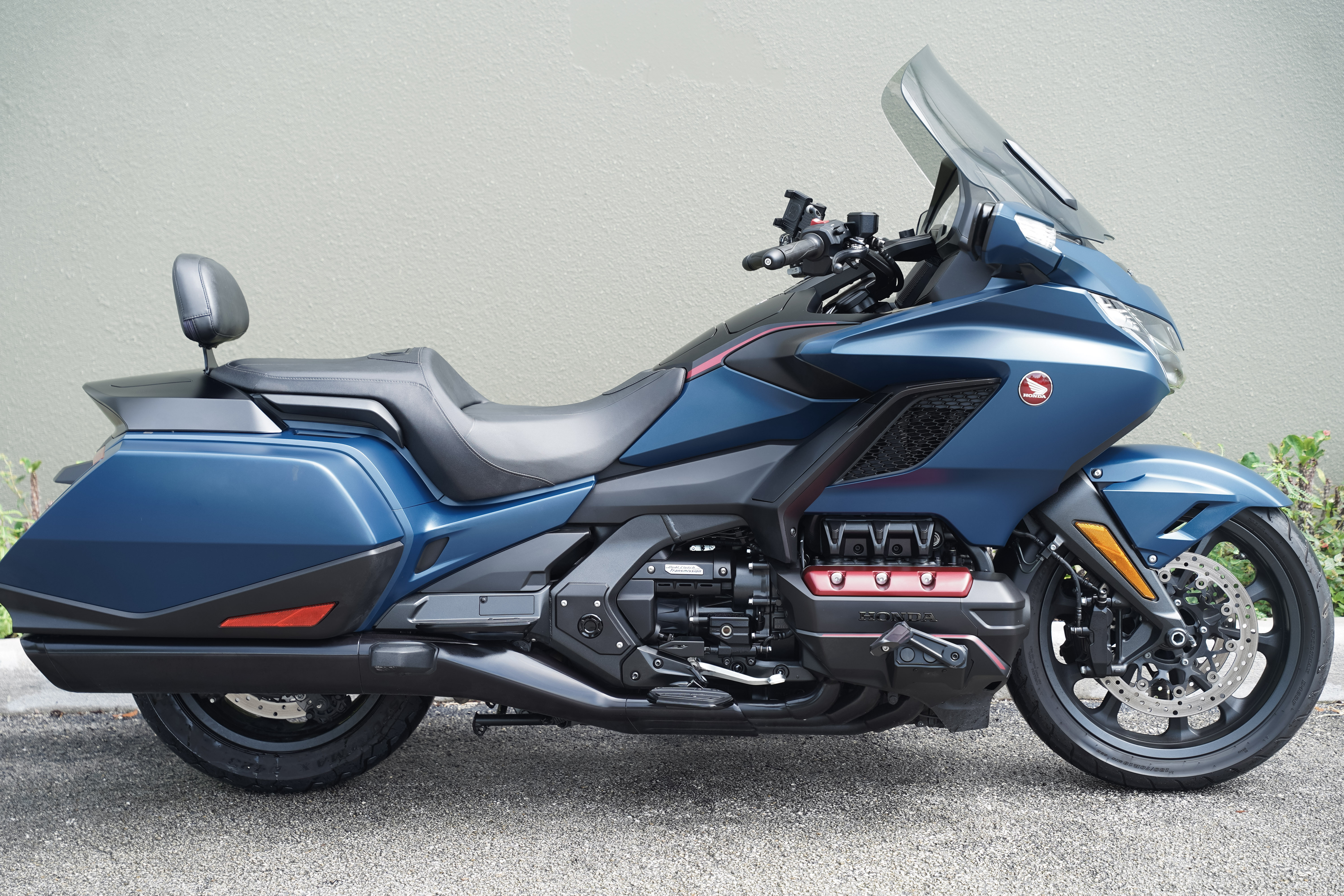 2022 Honda GOLD WING 1800 TOUR AUTOMATIC DCT 1800 TOUR AUTOMATIC DCT in North Miami Beach, FL