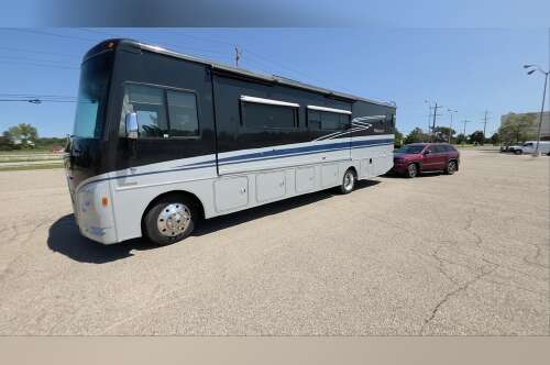 2020 Winnebago Adventurer 35F in canton MI
