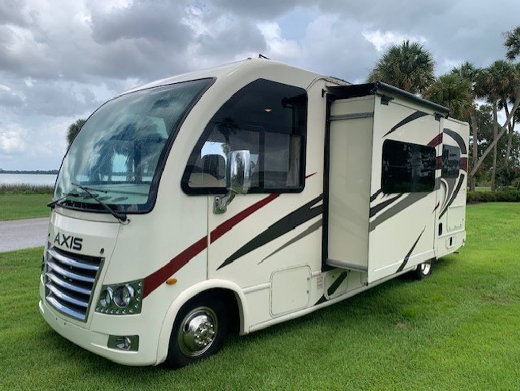2021 Thor Motor Coach Axis 24.1 in deer island FL