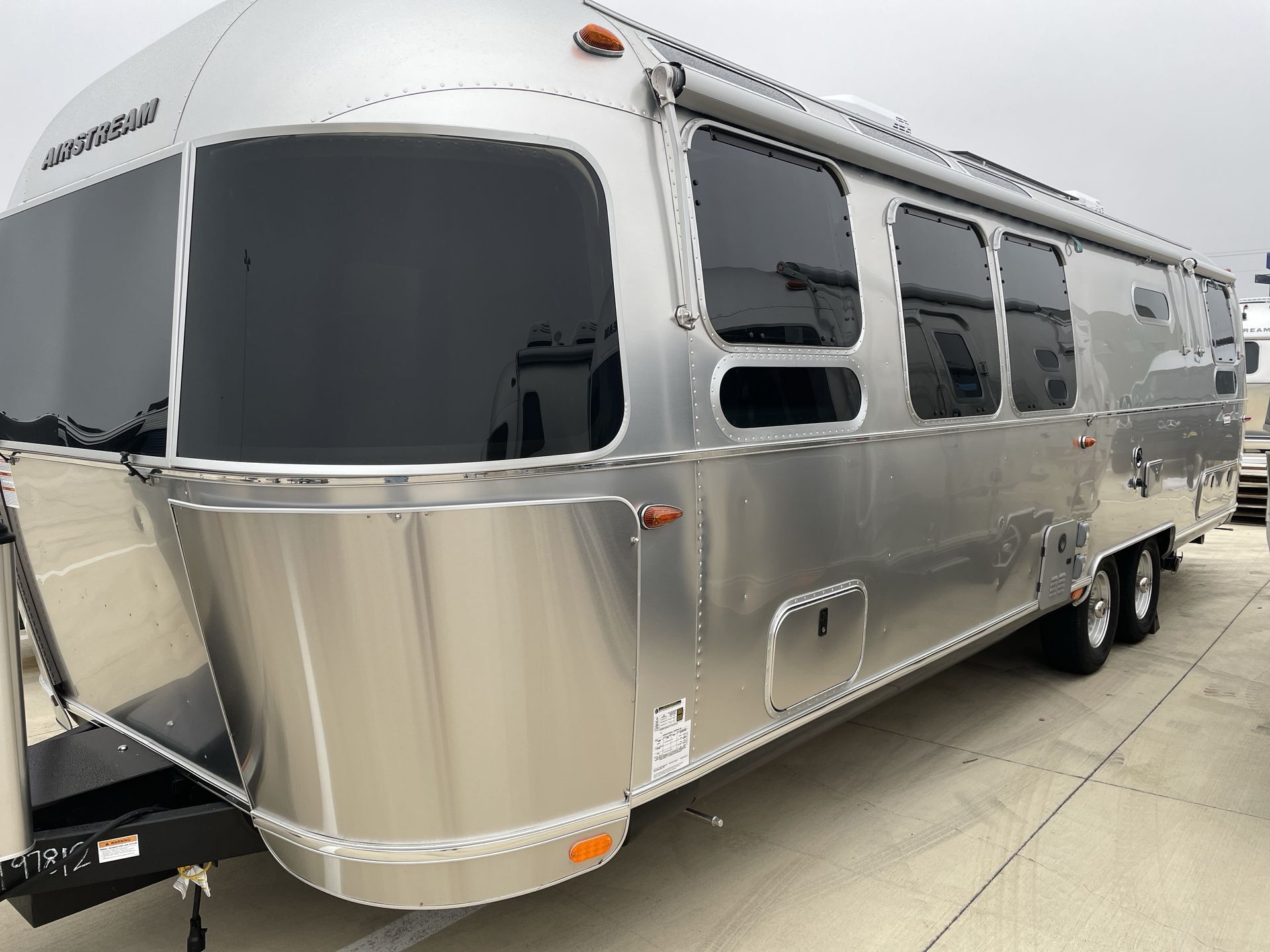 2025 Airstream International 30RBT RV