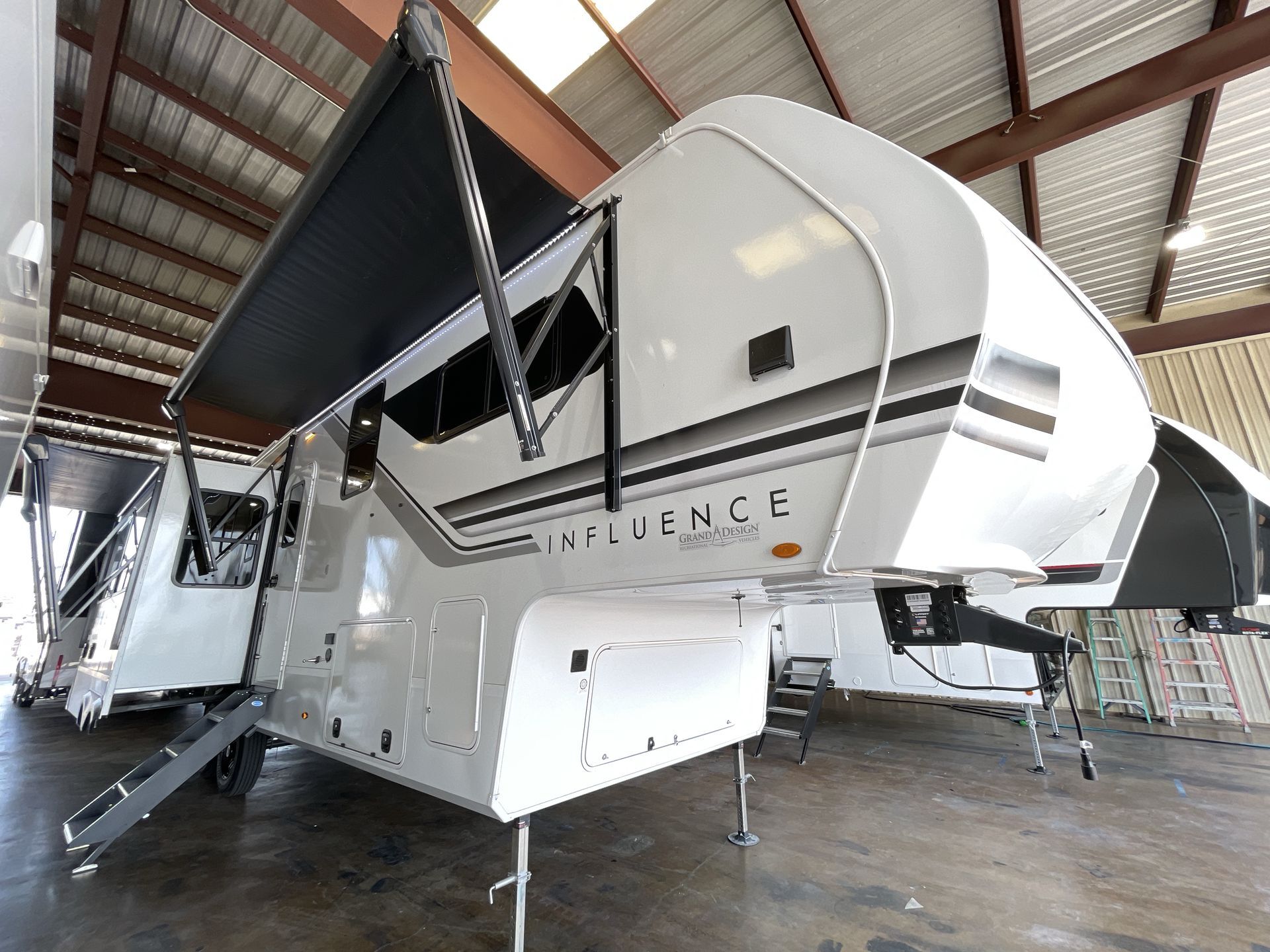 2026 Grand Design Influence 3003RL in mesquite TX