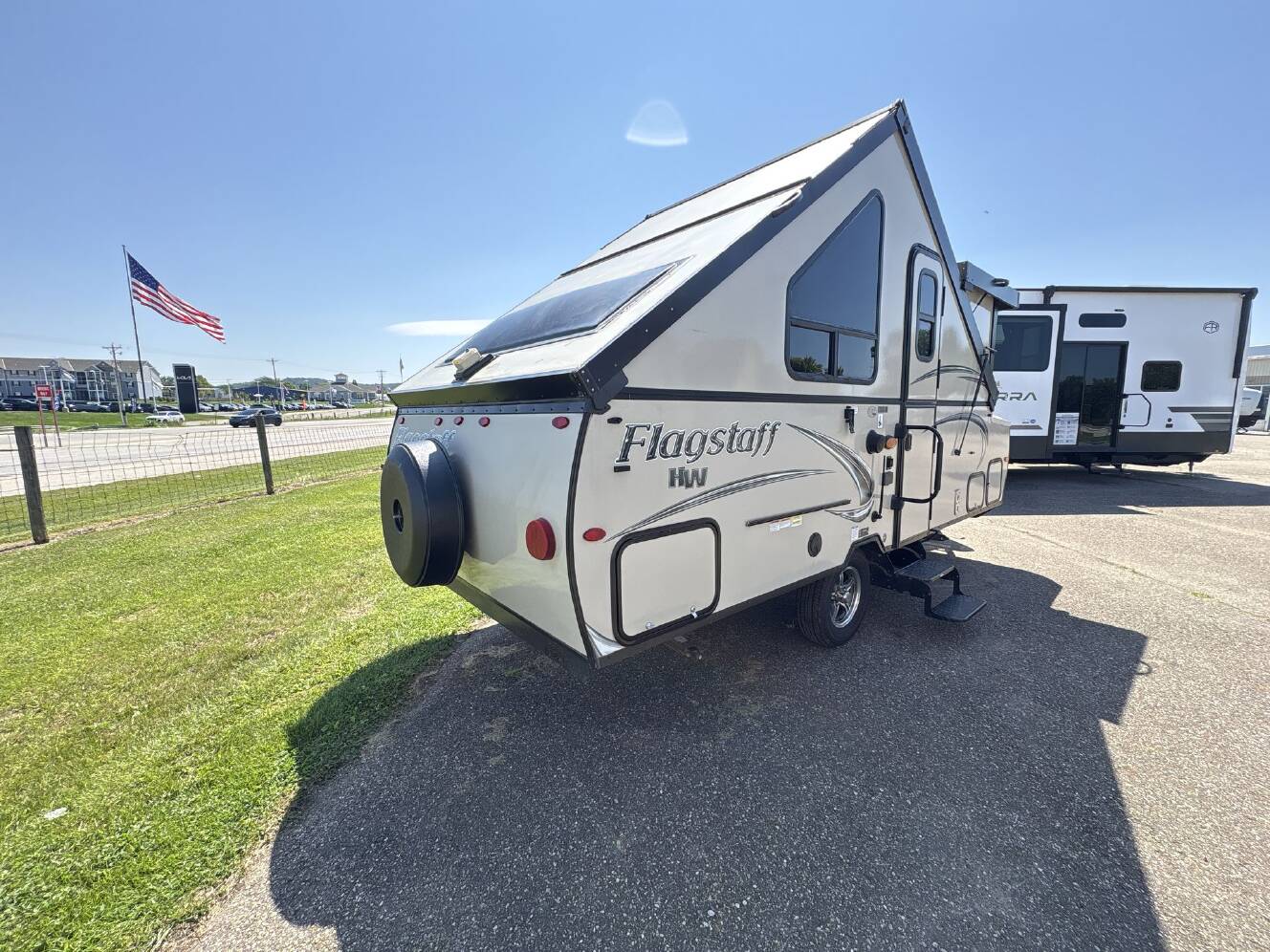 A photo of this 2018 Forest River Flagstaff CLASSIC 21FKHW