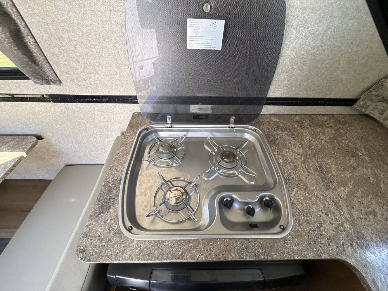 A photo of this 2018 Forest River Flagstaff CLASSIC 21FKHW