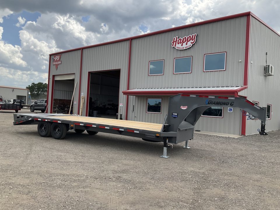 2026 Diamond C Trailers FMAX207 in Ferris, TX