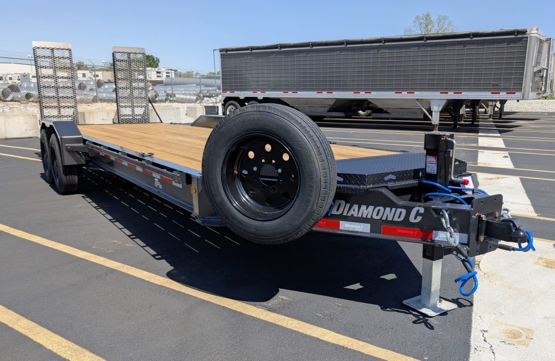 2026 Diamond C Trailers LPX-210-24' HD 20K (GVWR) in O Fallon, MO