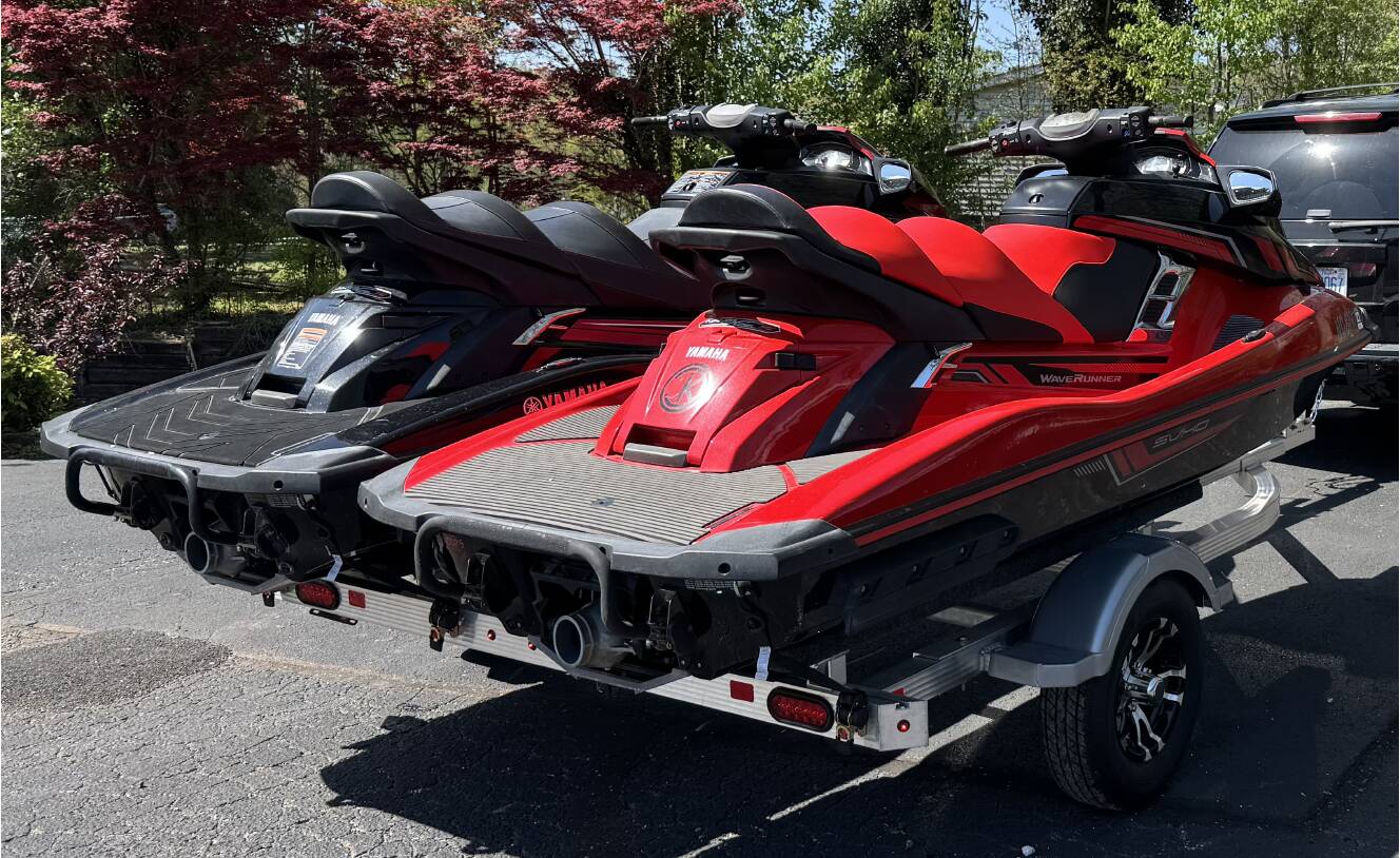 A photo of this 2018 Yamaha WAVERUNNER FX SVHO LIMITED