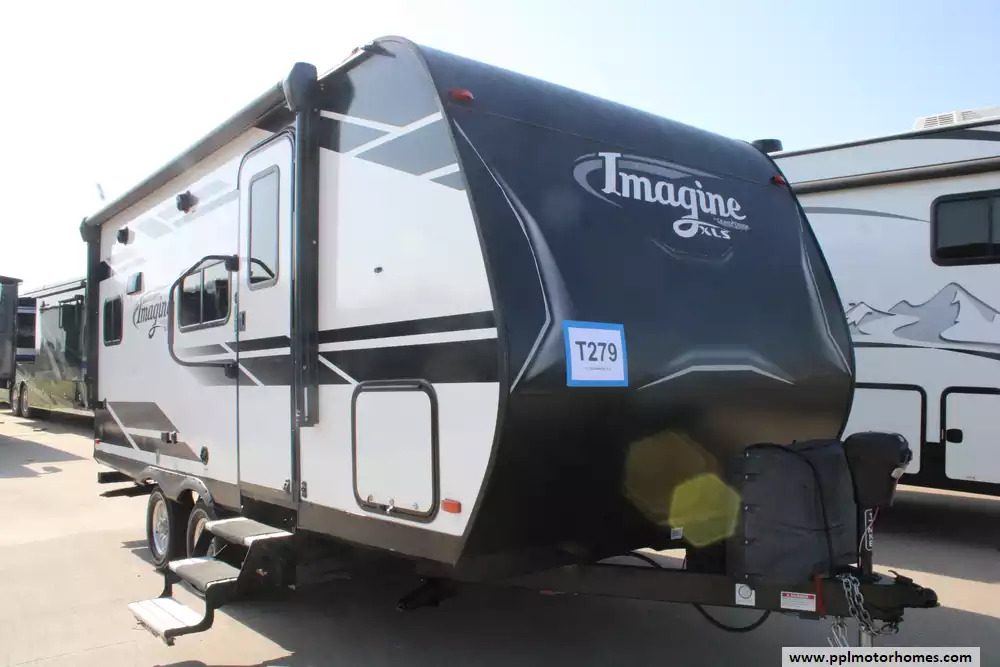 2022 Grand Design Imagine Xls 17MKE in cleburne TX