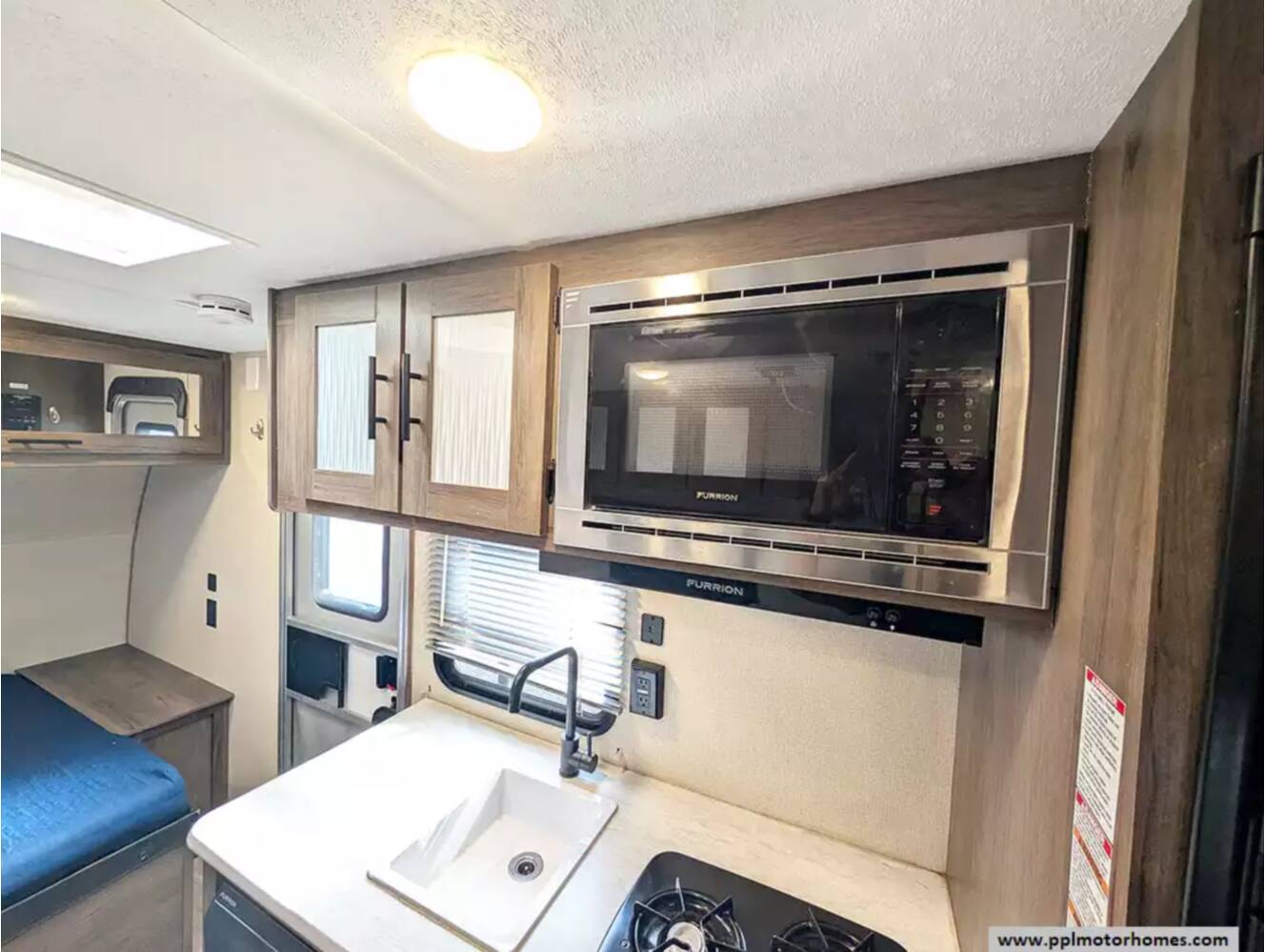 A photo of this 2020 Primetime Avenger 21RB
