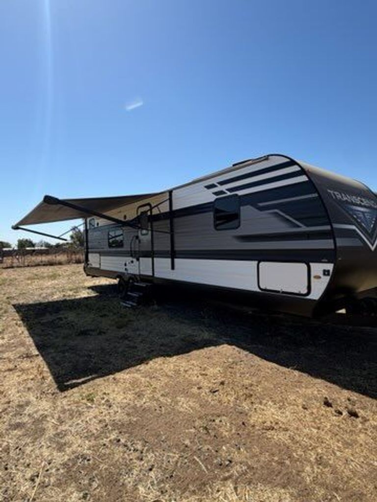 2023 Grand Design Transcend Xplor 297QB in brentwood CA