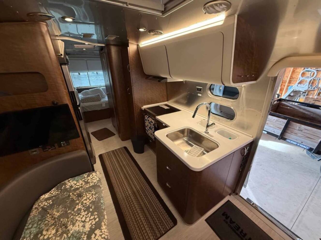 A photo of this 2022 Airstream Globetrotter 27FB