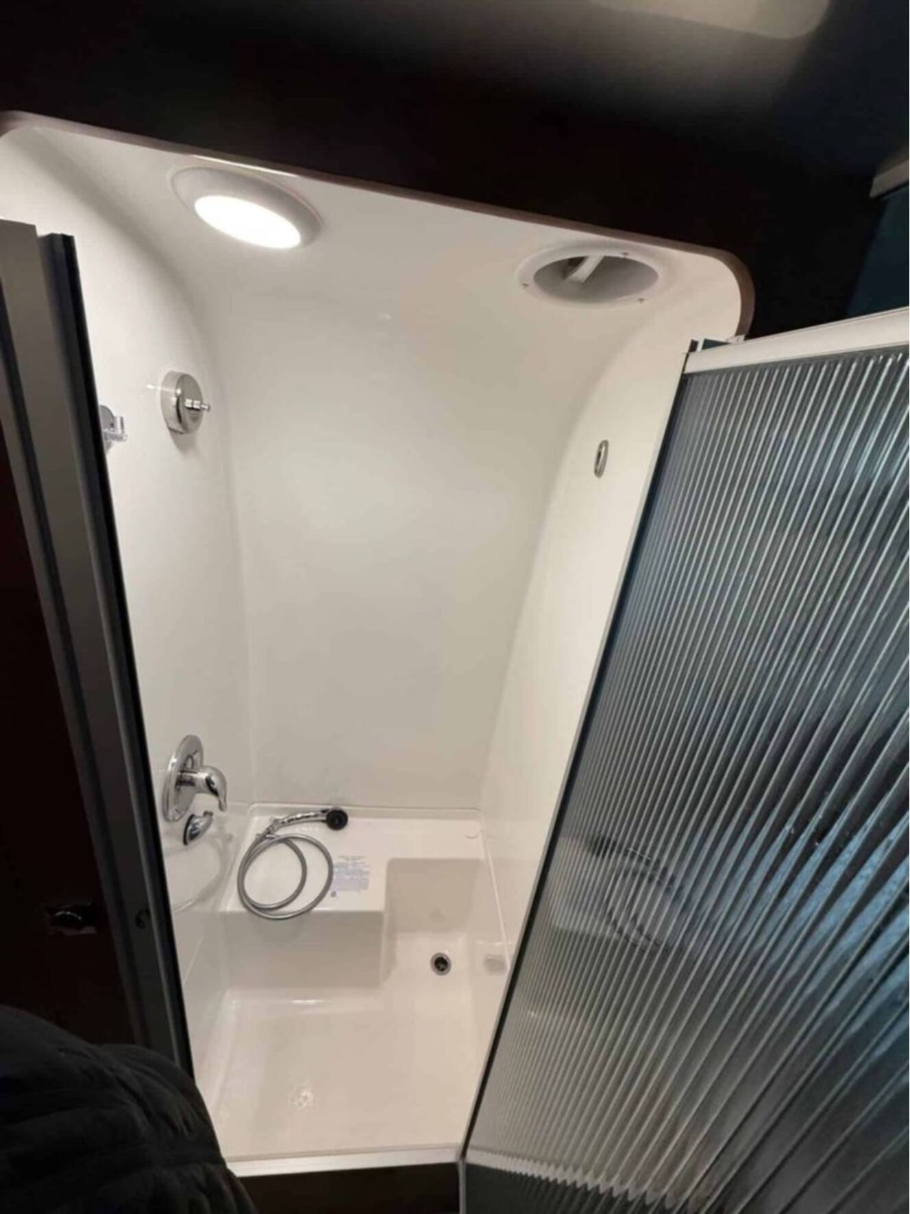 A photo of this 2022 Airstream Globetrotter 27FB