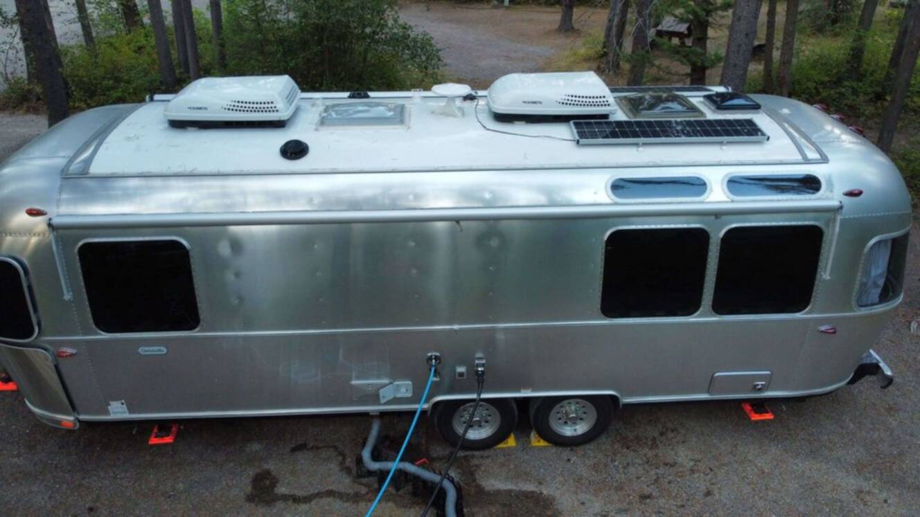 A photo of this 2022 Airstream Globetrotter 27FB