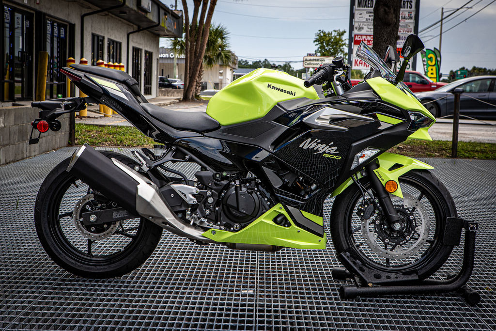 2026 Kawasaki Ninja 500 ABS Metallic Yellowish Green/Ebony ABS in Union Park, FL