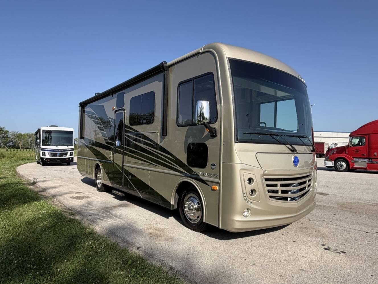 A photo of this 2027 Holiday Rambler Admiral 28A
