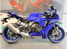 8 Exciting Sportbikes We Can’t Wait to Ride Next Year image