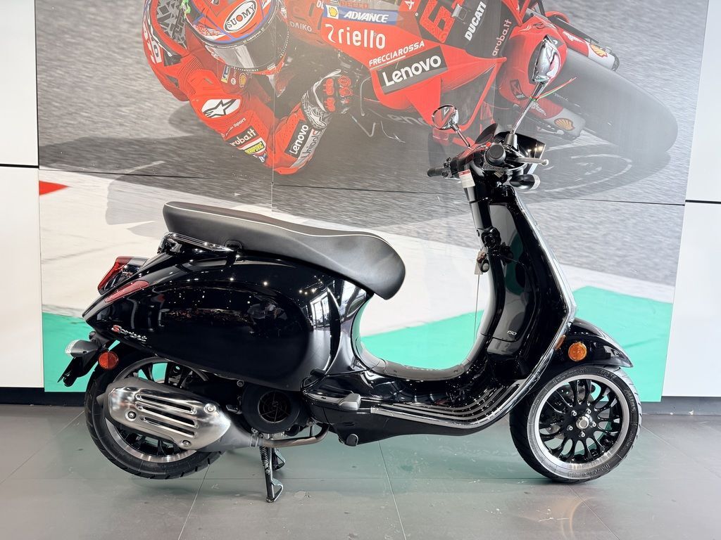 2023 Vespa Primavera 150 150 in Miami, FL