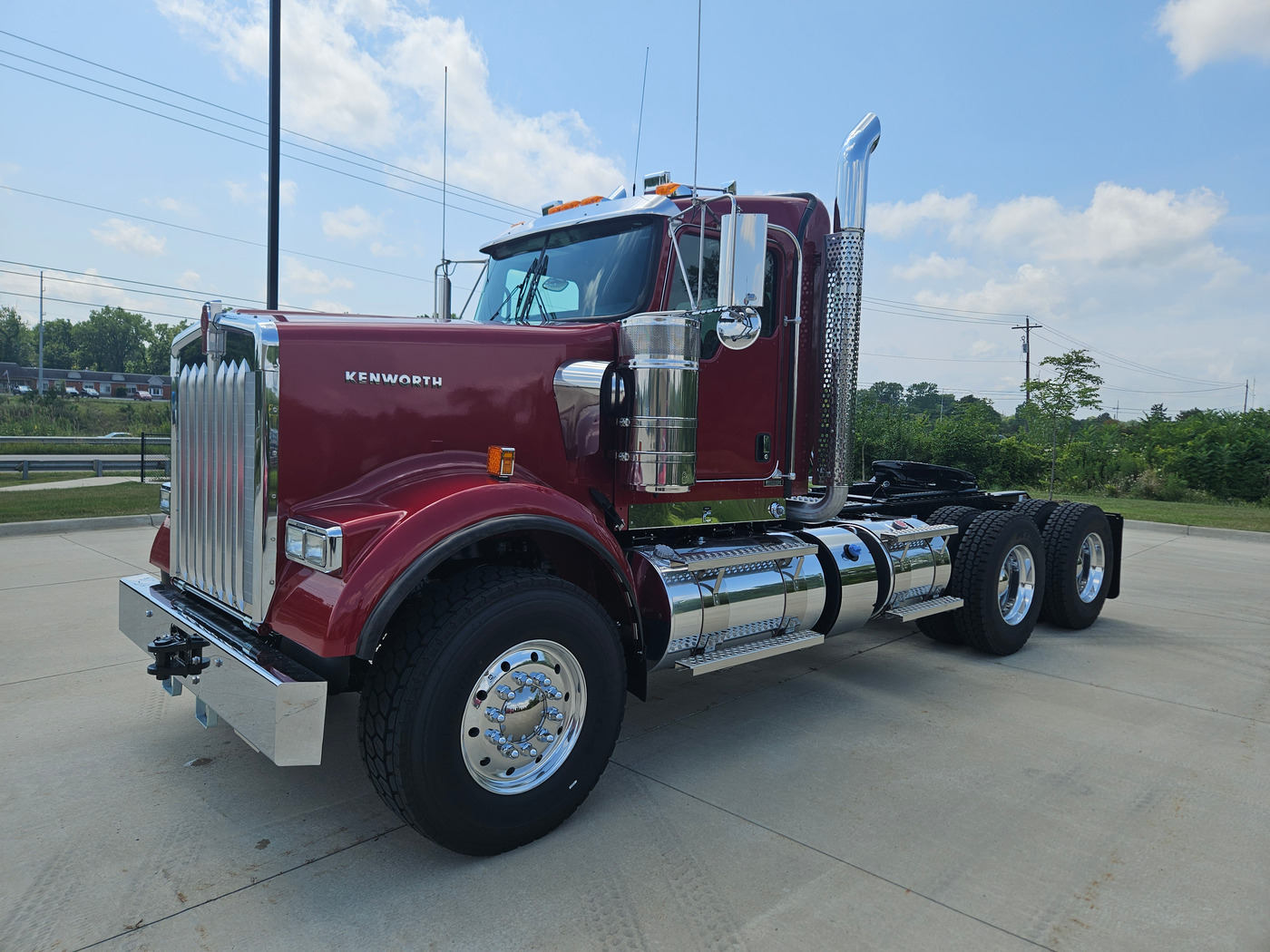 2027 KENWORTH W900B in Van Buren Township, MI