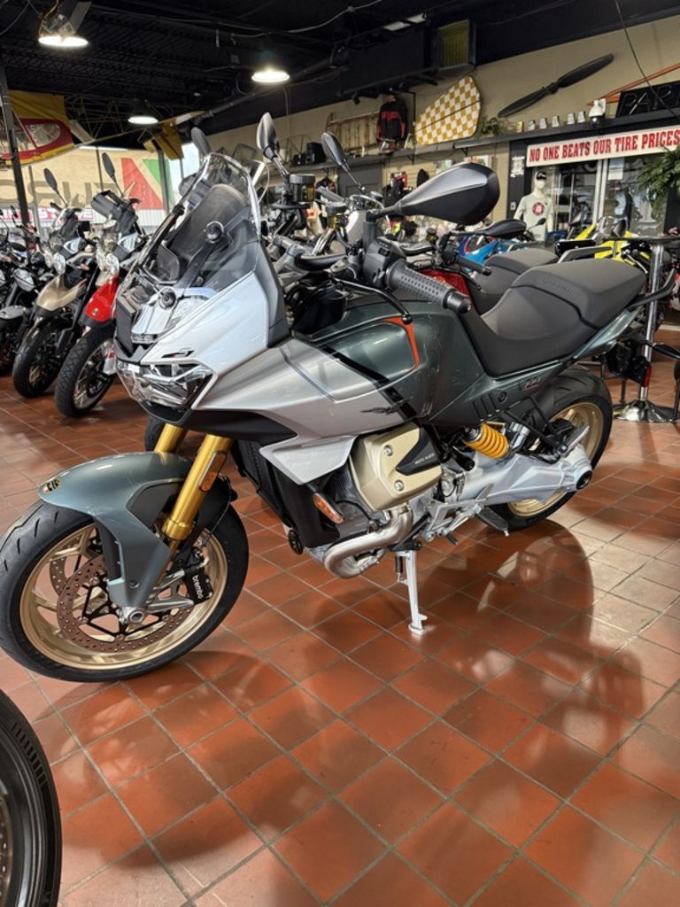 2027 Moto Guzzi V100 Mandello S MANDELLO S in Charlotte, NC