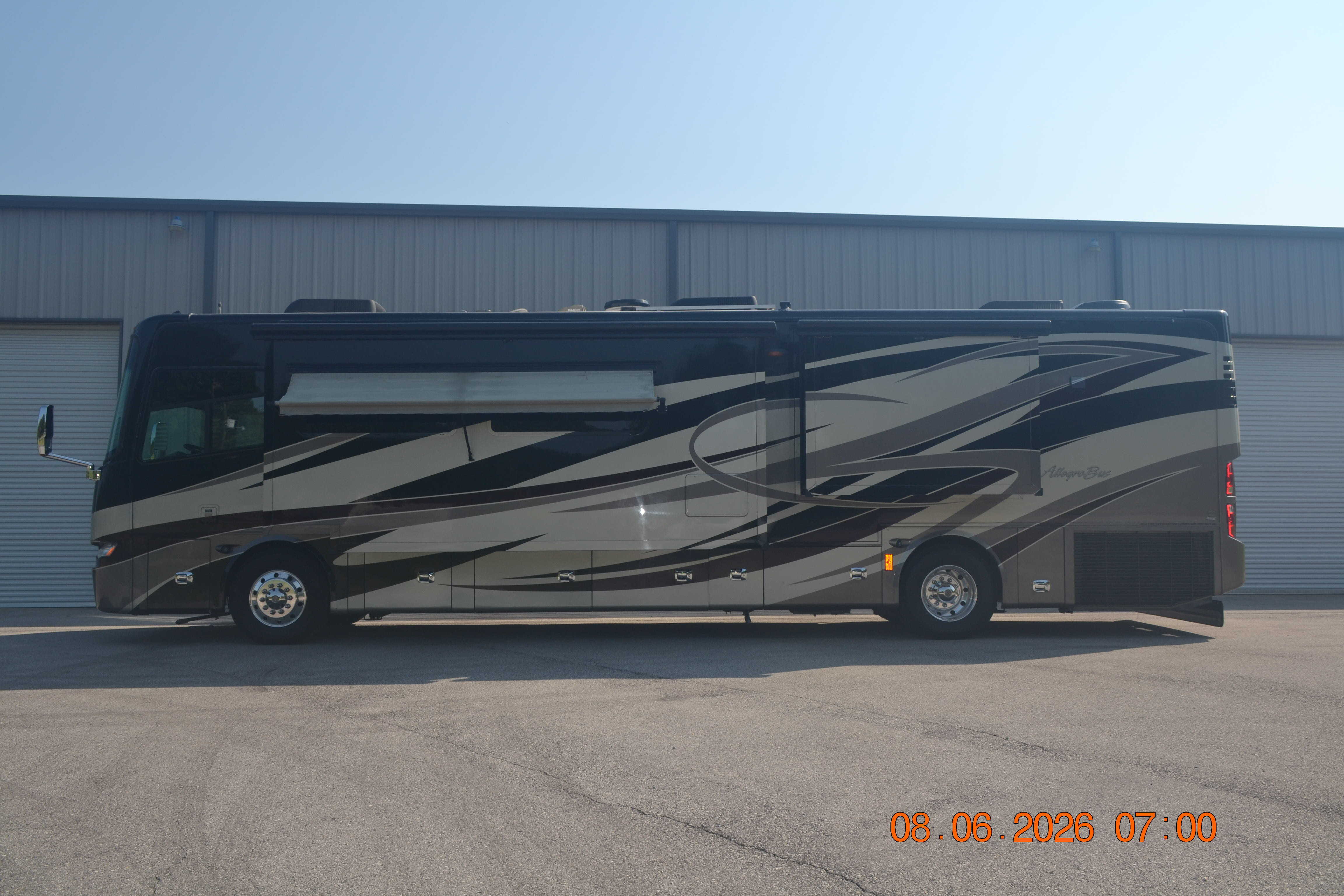 2012 Tiffin Motorhomes Allegro Bus 40 QBP Powerglide® in spruce pine AL